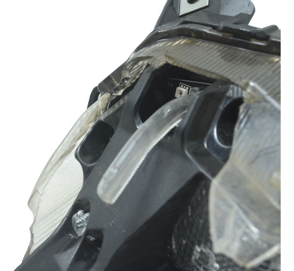 Lanterna Traseira C/ Avaria Yamaha Mt 09 20-24 Original