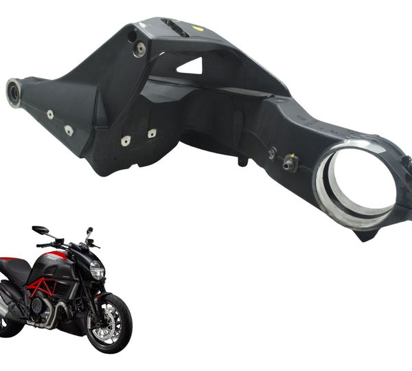 Balança C/ Detalhes Ducati Diavel 11-16 Original