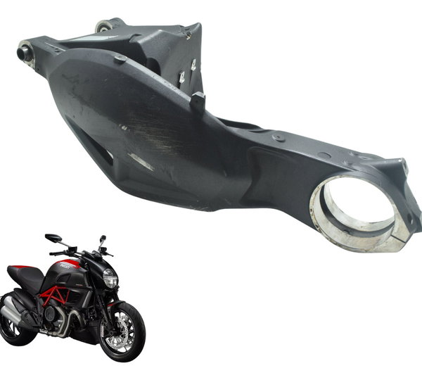 Balança C/ Detalhes Ducati Diavel 11-16 Original