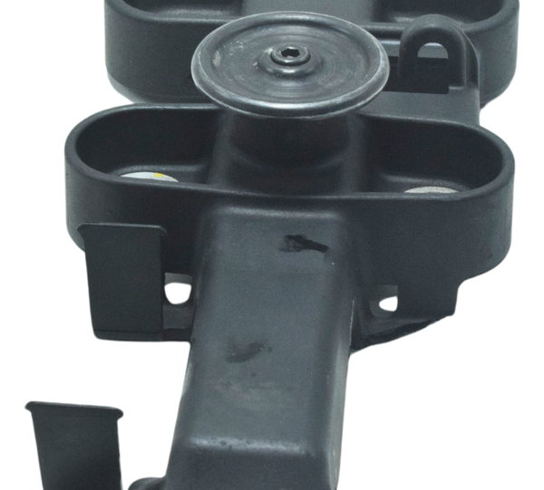 Suporte Trava Banco C/ Avaria Ducati Diavel 11-16 Original Preto