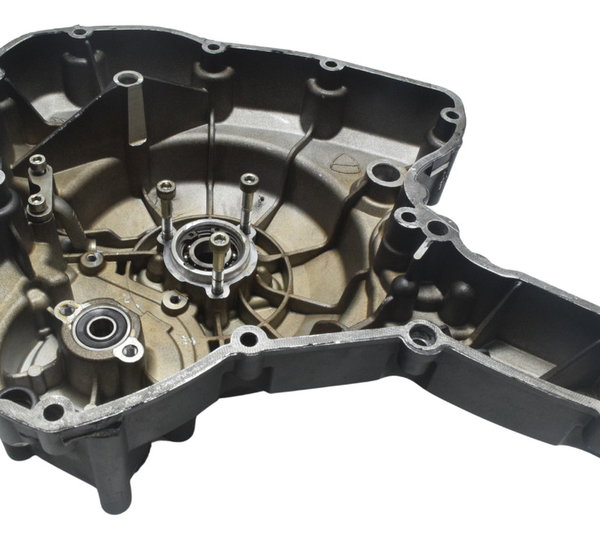 Tampa Estator C/ Avaria Ducati Diavel 11-16 Original Preto