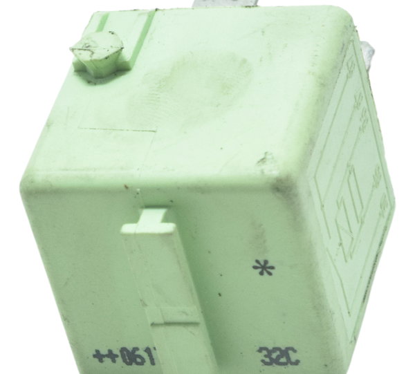Rele Auxiliar Bmw R 1200 Gs R1200 04-07 Original 127/220v