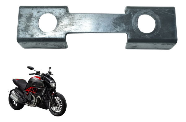 Acabamento Alça Traseira Ducati Diavel 11-16 Original