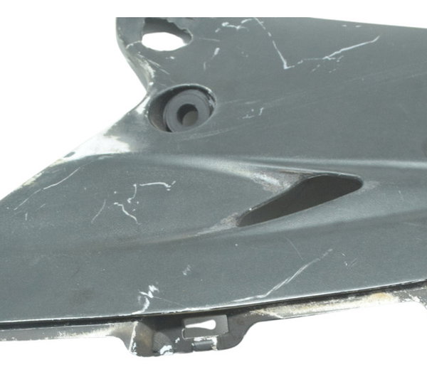 Spoiler Esq C/ Avaria Suzuki Gsx-r Srad 1000 11-16 Paralelo Preto