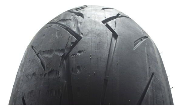 Pneu Pirelli Diablo Rosso Ill 240/45-17 C/ Detalhes