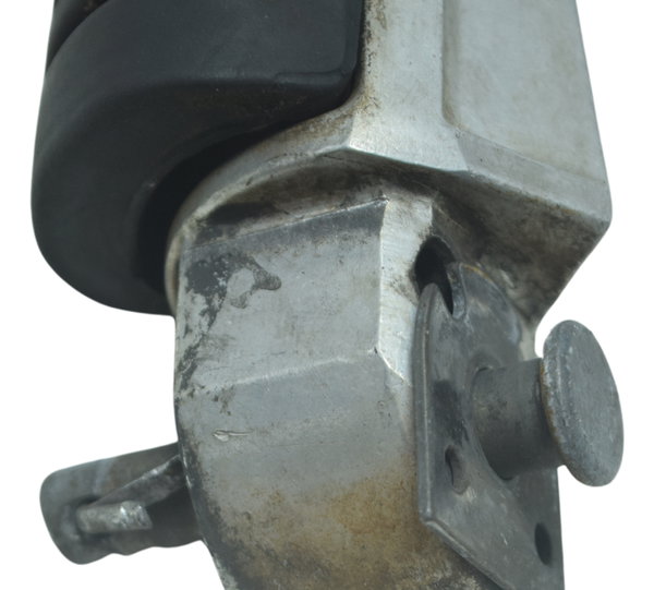 Pedaleira Traseira Direita Yamaha Xj6 N 10-12 Original