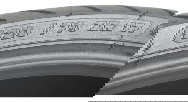 Pneu C/ Detalhes Michelin Radial Pilot Road 2 120/70-17