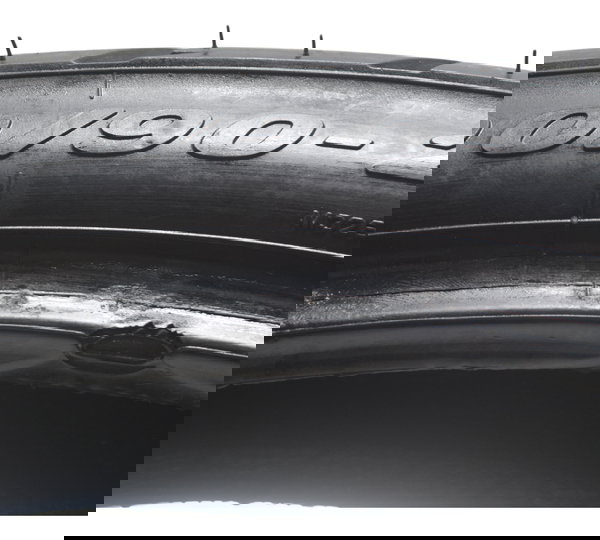 Pneu C/ Detalhes Pirelli Scorpion Trail Il 90/90-21