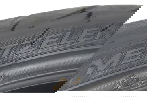Pneu C/ Detalhes Metzeler Sportec M7 Rr 120/70-17