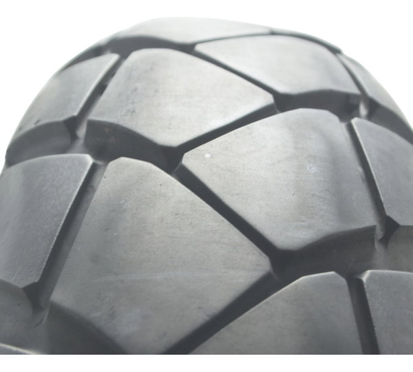 Pneu C/ Remendo Metzeler Tourance 150/70-17