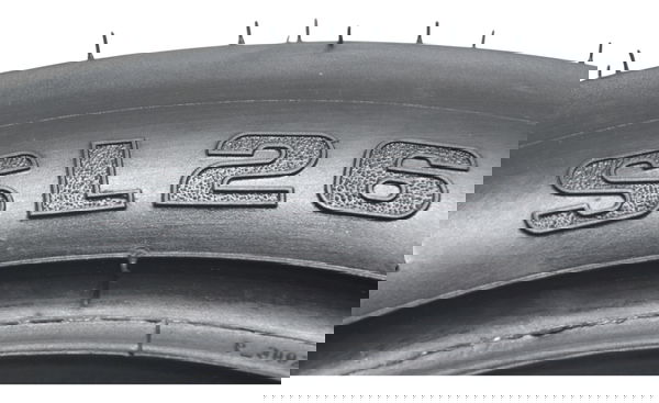 Pneu C/ Detalhes Pirelli Sl26 100/90-10