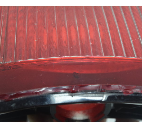 Carcaça Lanterna Tras C/ Det Harley 883 R Sportster 08-09 Ambos Lados