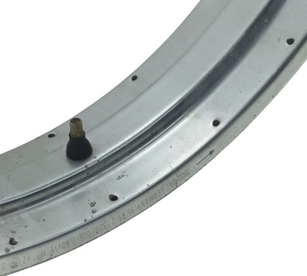 Aro Roda Dianteira C/ Avaria Bmw R 1200 Gs R1200 04-07 Orig