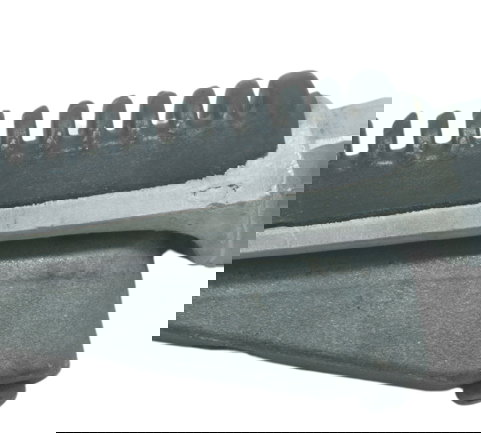 Pedaleira Dianteira Esq C/ Detalh Suzuki Gsx 750f 99-08 Orig