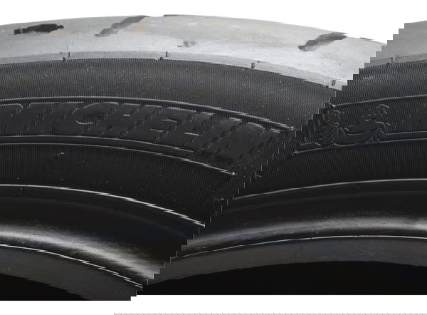 Pneu Michelin Scorcher  31  130/90-16 Hd