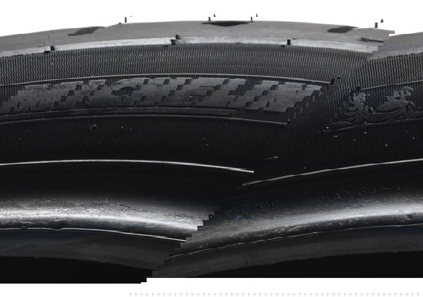 Pneu Michelin Scorcher  31  130/80-17