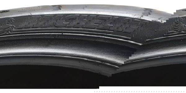 Pneu Michelin Scorcher  11 F  120/70-18 Hd