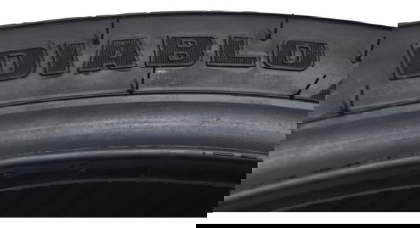 Pneu Pirelli Diablo Super Corsa Sp 200/55-17 C/ Remendo