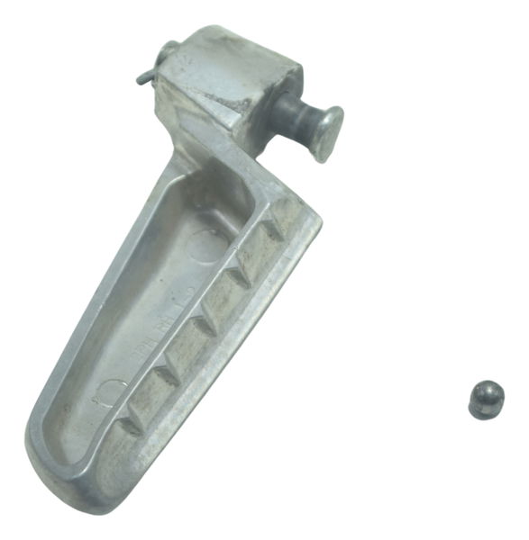 Pedaleira Traseira Dir C/ Detalhes Yamaha Neo 125 17-22 Orig