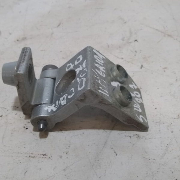 Dobradiça Dianteira Direita Inferior Peugeot 207 2009