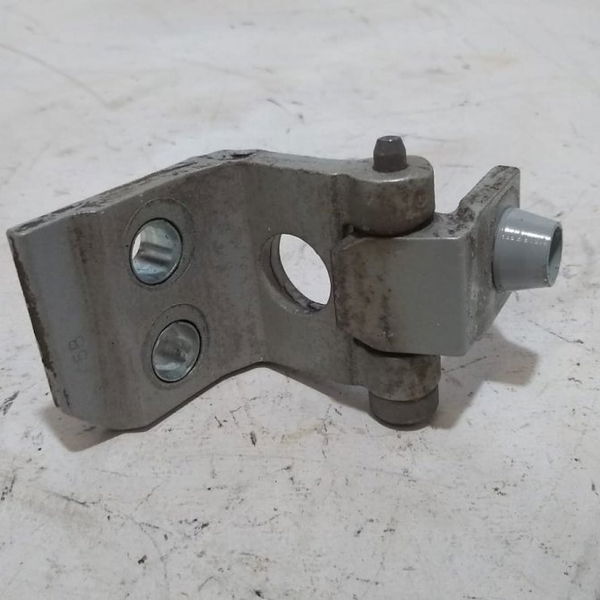 Dobradiça Porta Dianteira Direita Inferior Peugeot 207 2009
