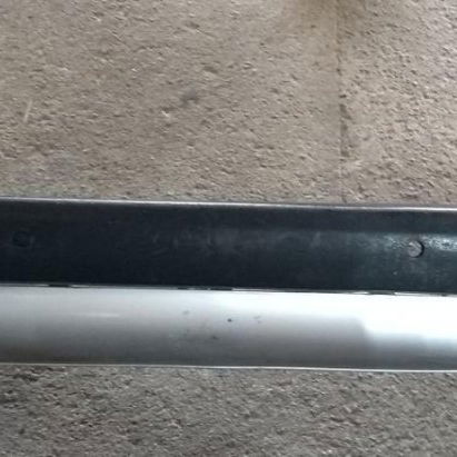 Para Choque Traseiro Peugeot 207 2009 Com Avaria
