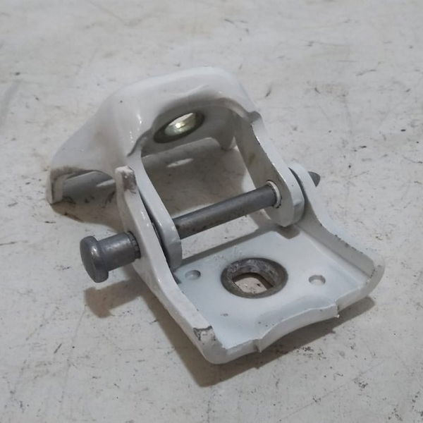 Dobradiça Inferior Porta Traseira Esq Peugeot 307 Hatch 2010
