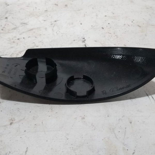 Acabamento Porta Dianteira Direita Peugeot 307 2010