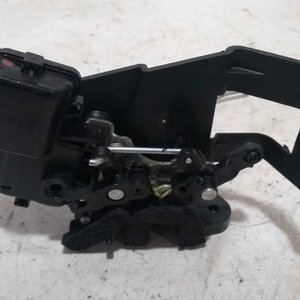 Fechadura Porta Traseira Direita Renault Kwid 2019