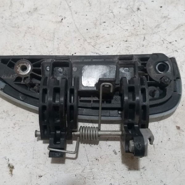 Maçaneta Externa Traseira Esquerda Renault Kwid 2019
