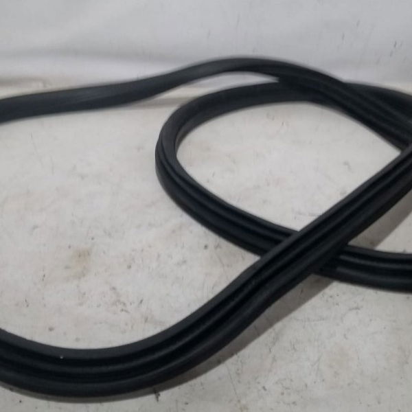 Borracha Porta Dianteira Direita Peugeot 208 2014