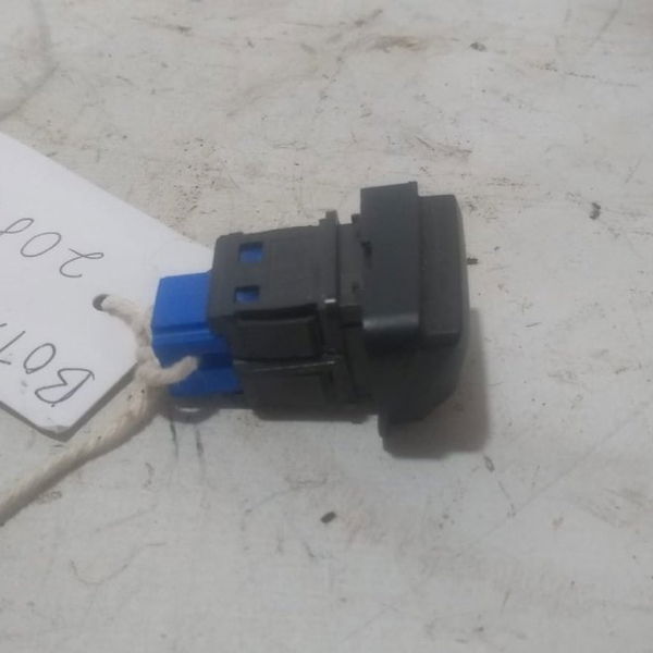 Botão Pisca Alerta Peugeot 208 2014