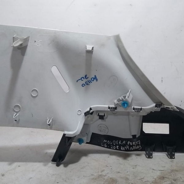 Moldura Porta Mala Lado Esquerdo Peugeot 208 2014