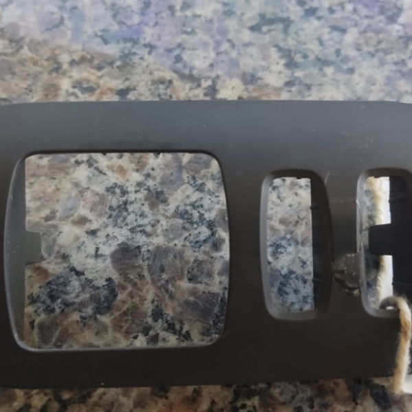 Moldura Botão Ilumina Interna Velocidade Renault Megane 2012