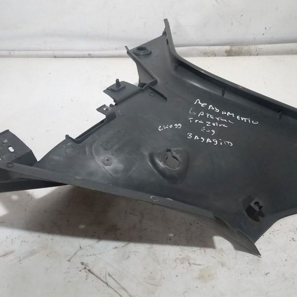 Acabamento Lateral Traseiro Esquerdo Bagagito Clio 1999