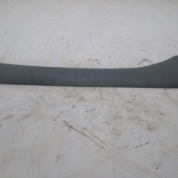 Acabamento Coluna Para Brisa Lado Direito Renault Clio 2007