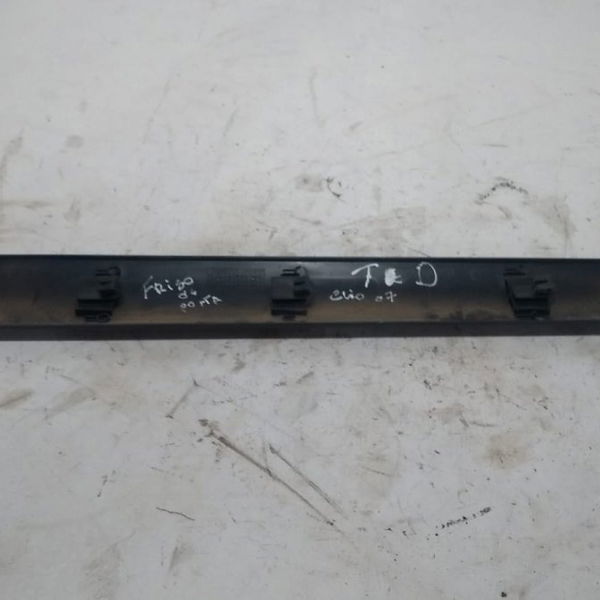 Friso Porta Traseira Direita Renault Clio 2007