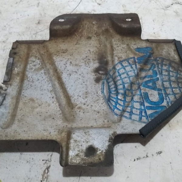 Tampa Proteção Mangueira Ar Parede Corta Fogo Clio 1999