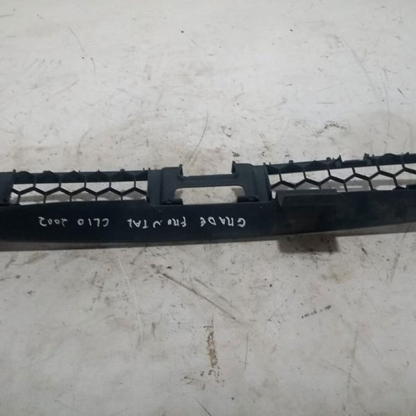 Grade Frontal Renault Clio 2002