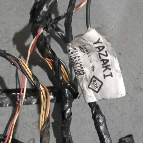 Chicote Iluminação Traseira Sandero 2014 Com Avaria
