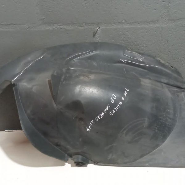 Para Barro Dianteiro Direito Sandero Com Detalhe