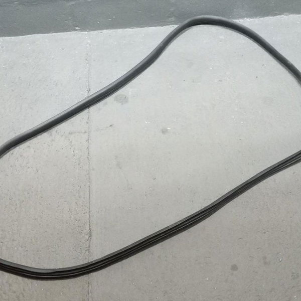 Borracha De Porta Traseira Direita Sandero 2014
