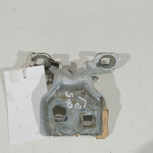 Dobradiça De Porta Traseira Esquerda Sandero 2014