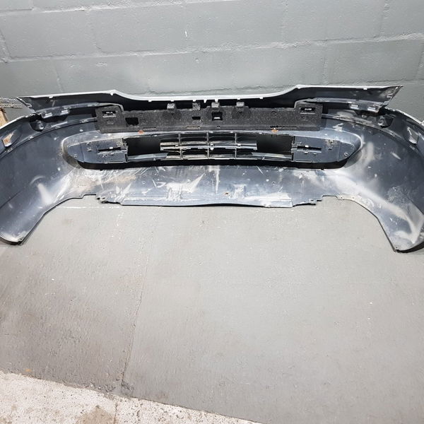 Para Choque Dianteiro Citroen C8 2004 Com Avaria Na Grade