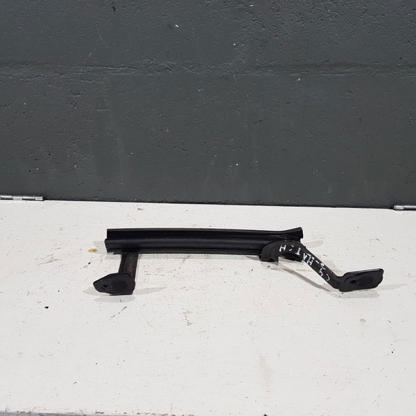 Calha Vidro Dianteiro Direito Citroen C4 Hatch