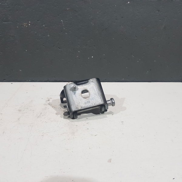 Dobradiça Porta Inferior Dianteira Direita Citroen C4 Hatch