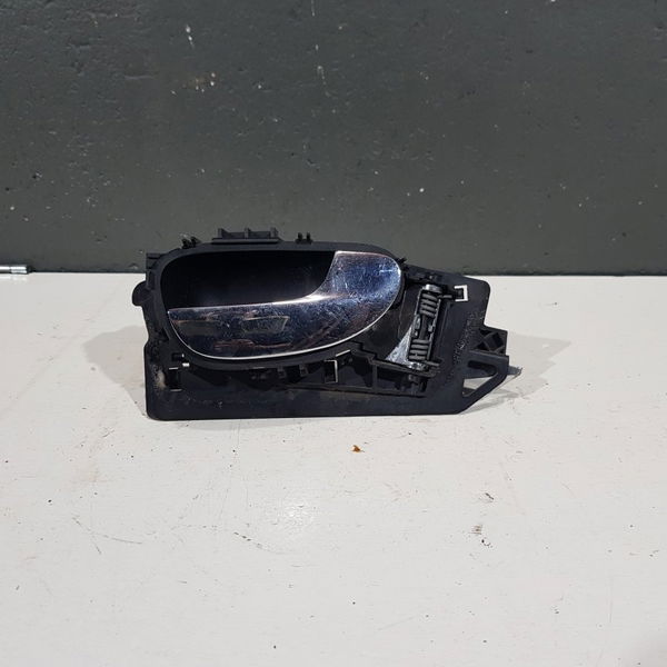 Maçaneta Interna Lado Direito Peugeot 307