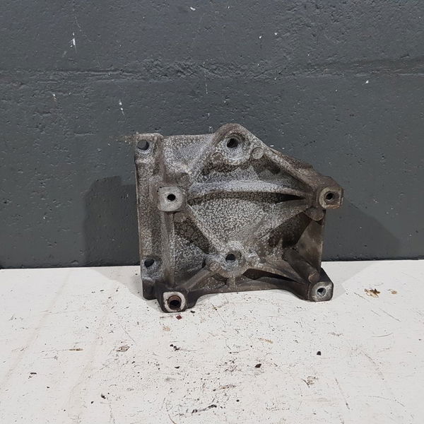 Suporte Compressor Ar Citroen Xsara Picasso 1.6 16v 2011