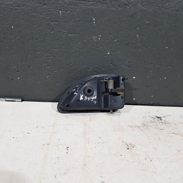 Maçaneta Interna Dianteira Esquerda Renault Kangoo 2001