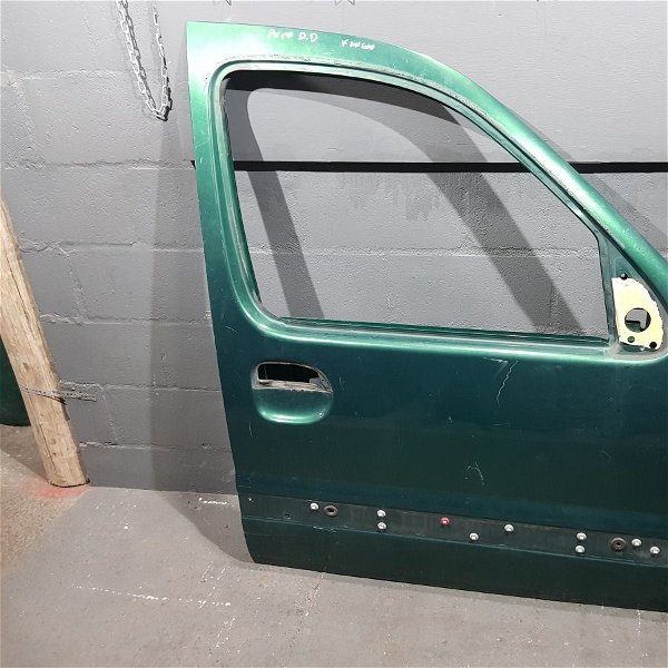 Porta Dianteira Direita Renault Kangoo 2001